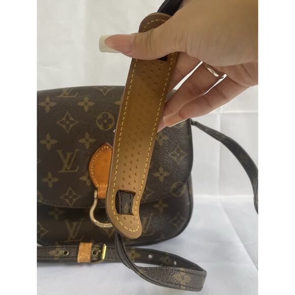 Louis Vuitton Leather Monogram Saint Cloud Crossbody Purse MI884 Auth LV - Picture 6 of 7